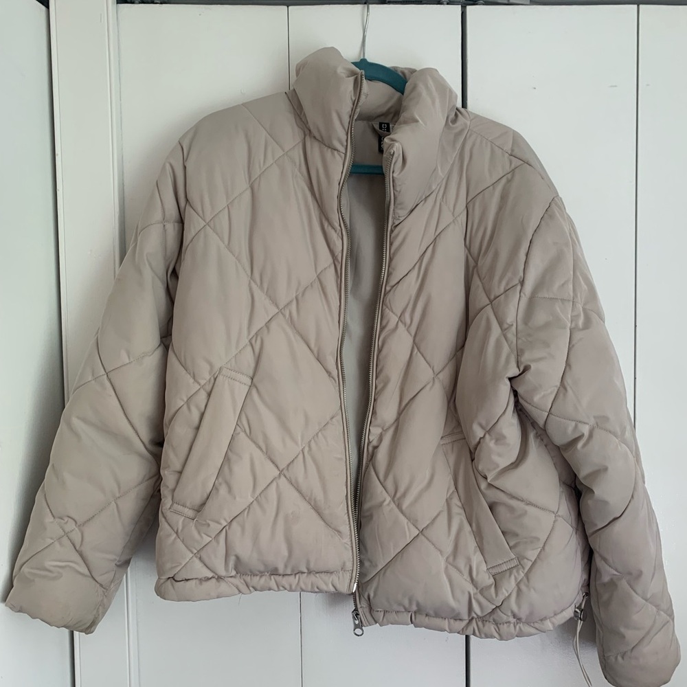 H&M beige puffer jacket